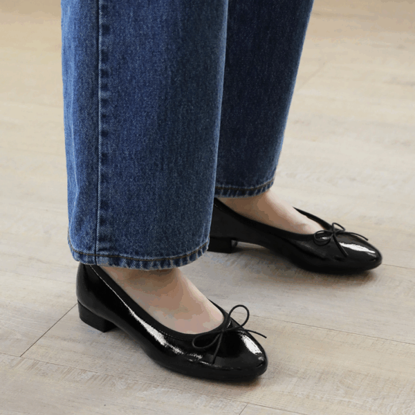 Lovellie Enamel Ribbon Flats (2cm)