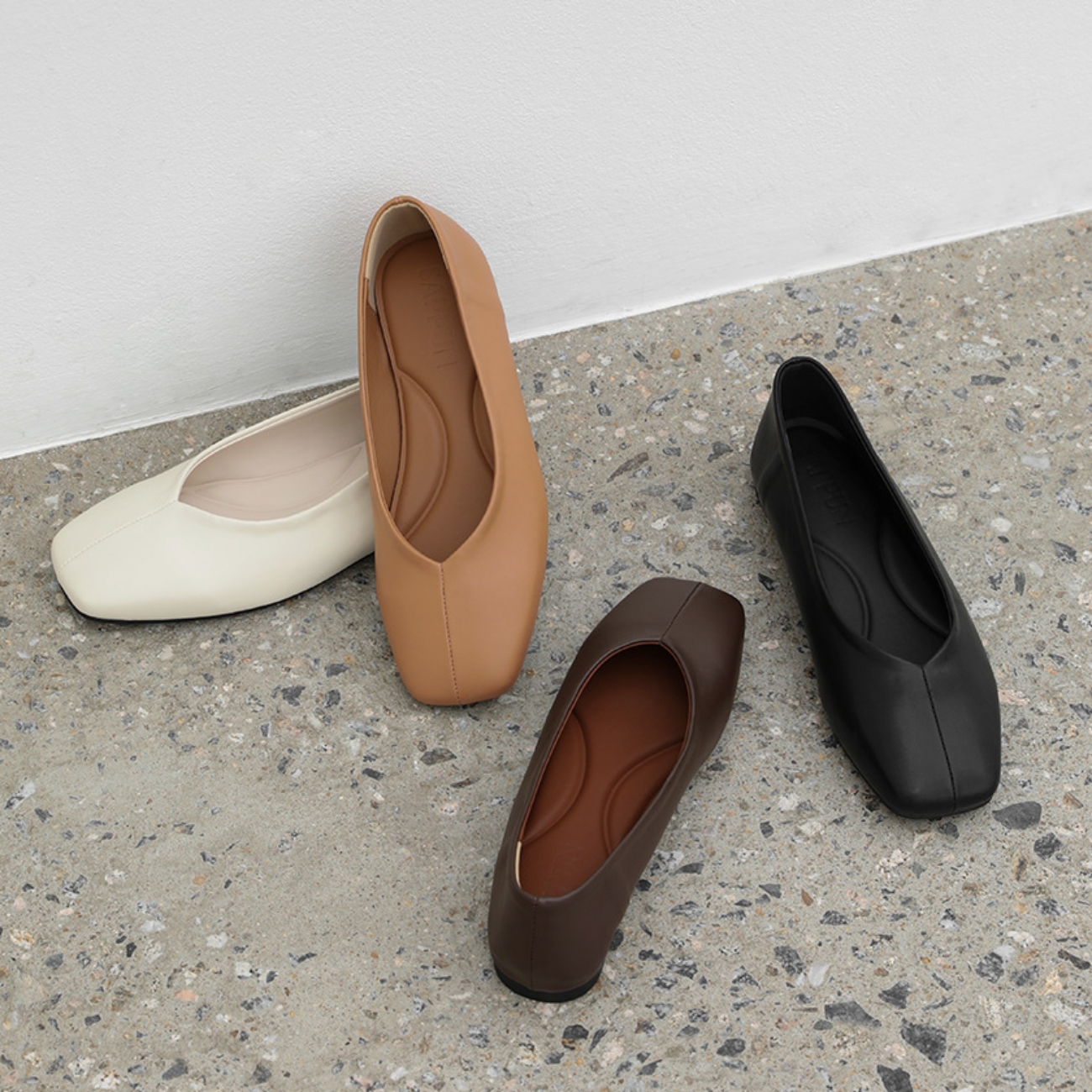 Mannerin Square Flats (1cm)