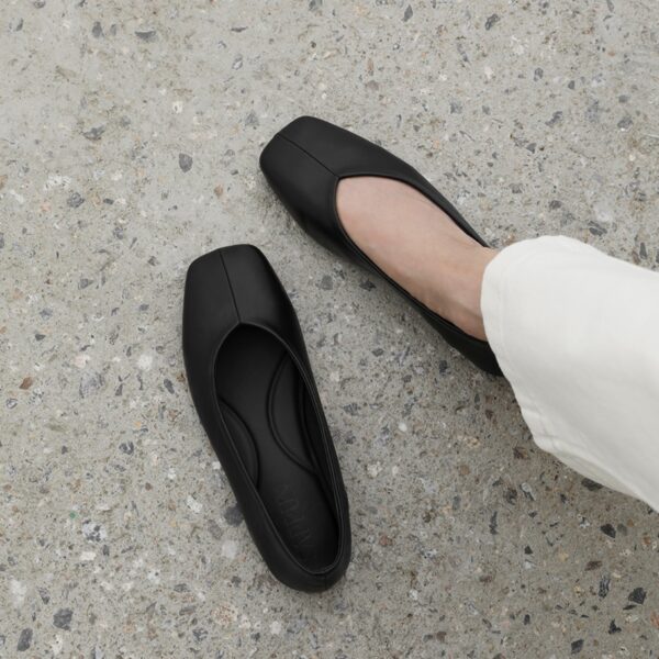 Mannerin Square Flats (1cm)