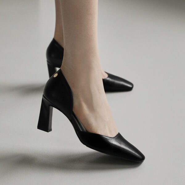 Renive Square Pump Heels (7cm)