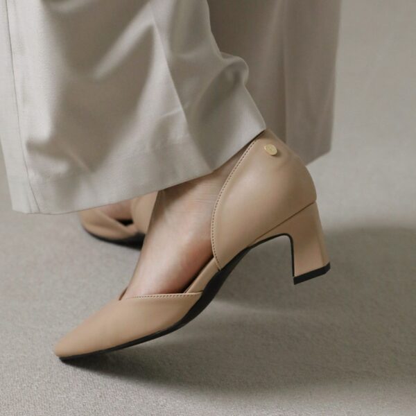 Renive Square Pump Heels (7cm)