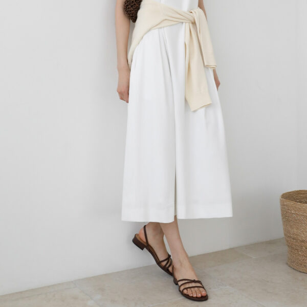 Rhaelin Round Strap Sandals (2cm)